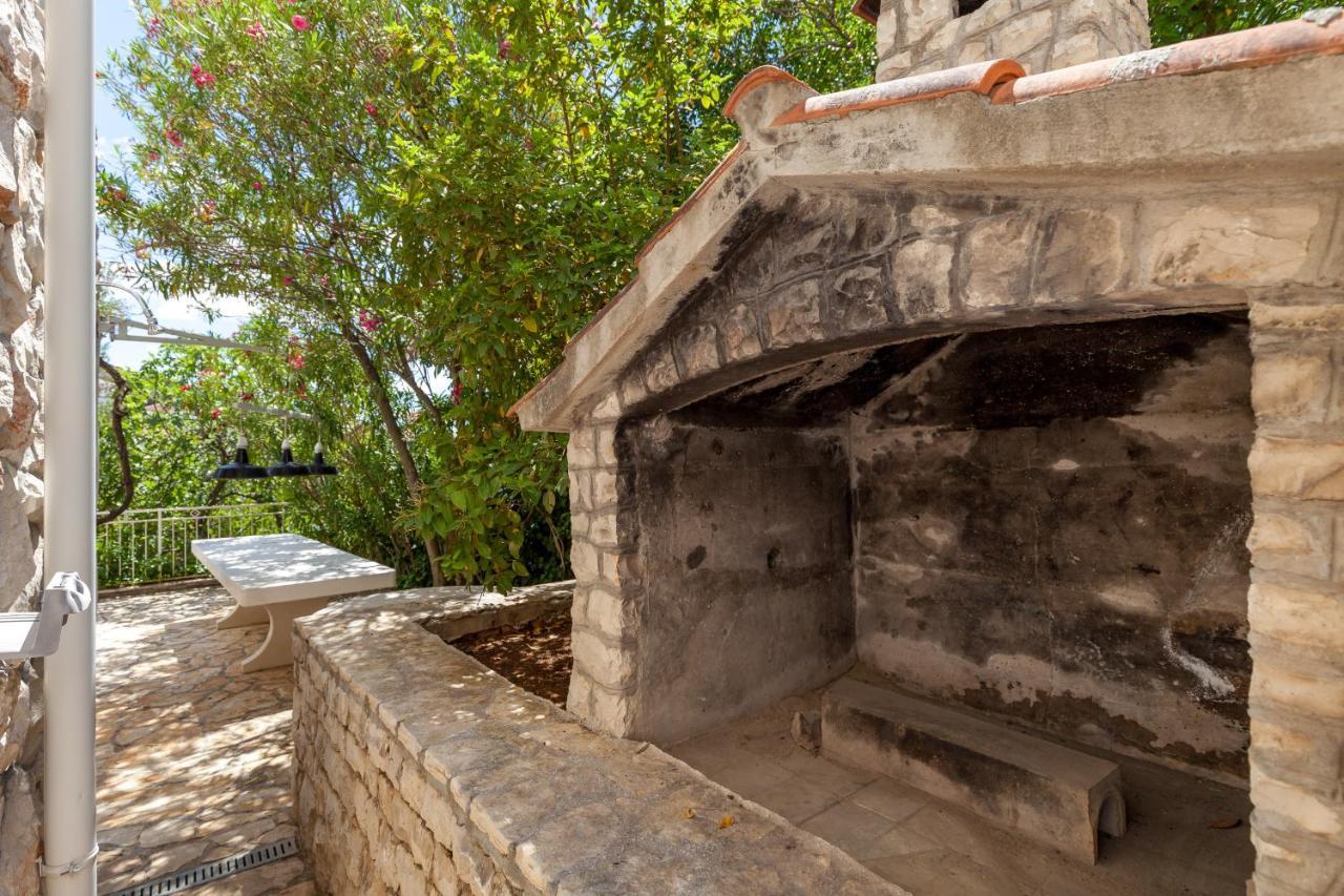 Holiday Home Duje Τρογκίρ Εξωτερικό φωτογραφία