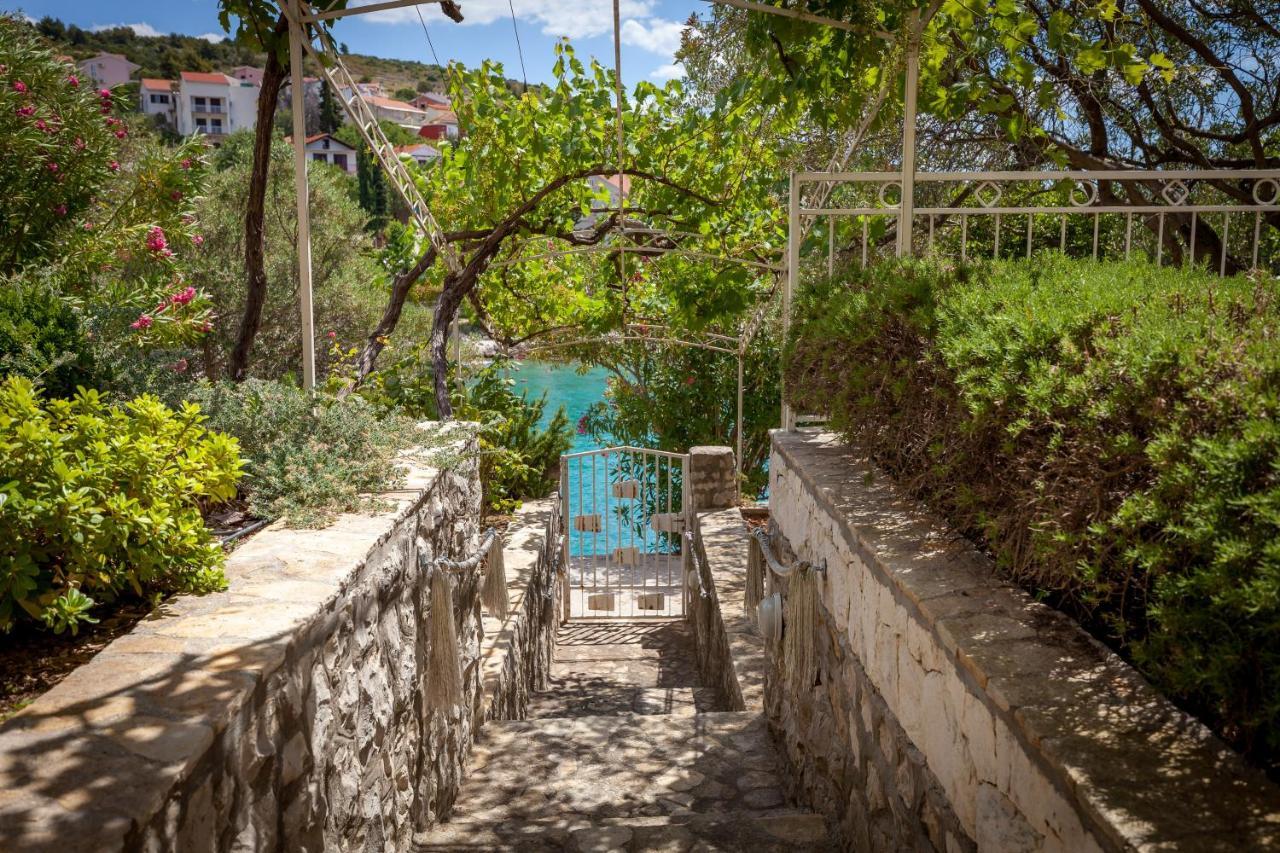 Holiday Home Duje Τρογκίρ Εξωτερικό φωτογραφία