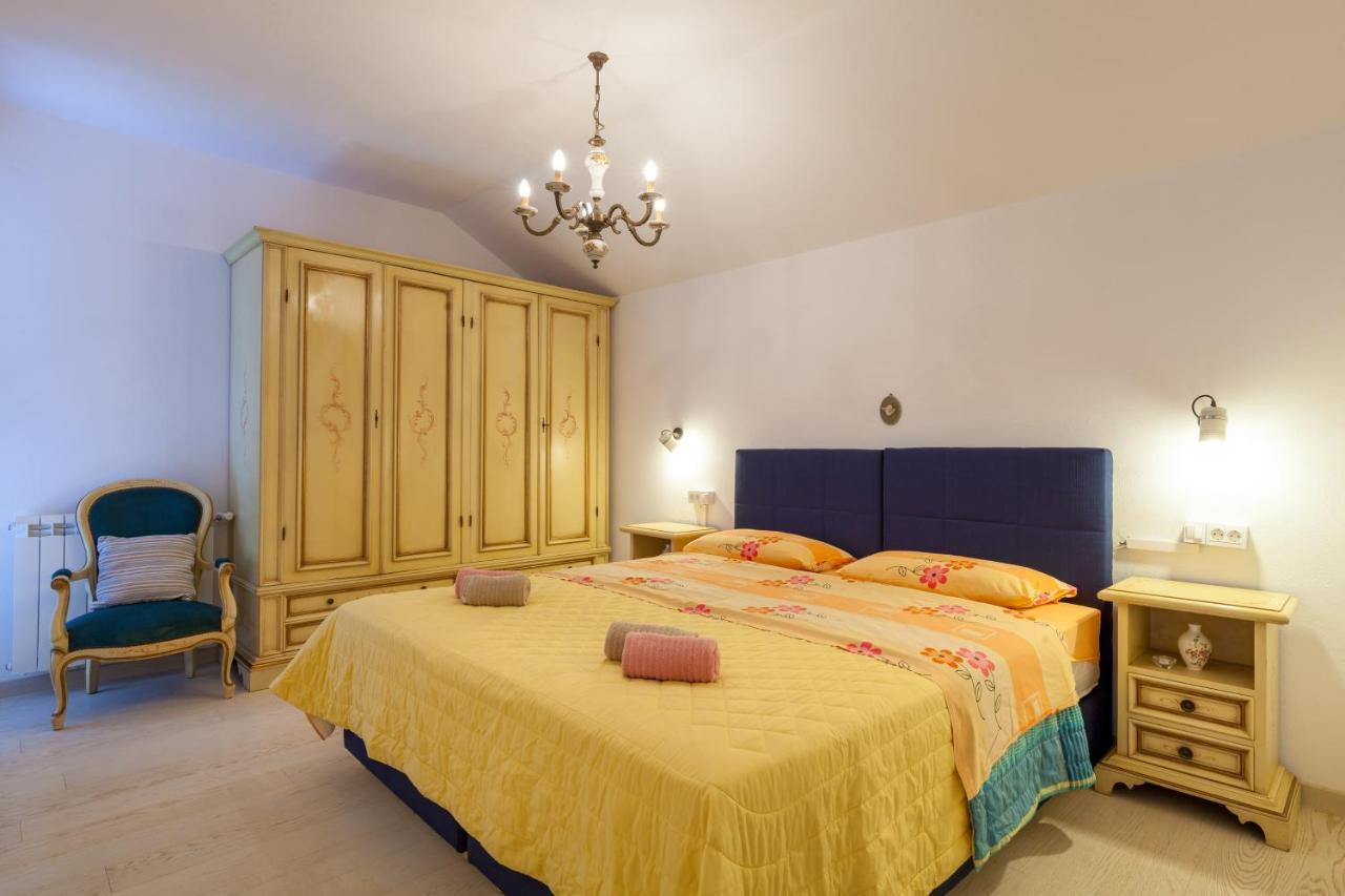 Holiday Home Duje Τρογκίρ Εξωτερικό φωτογραφία